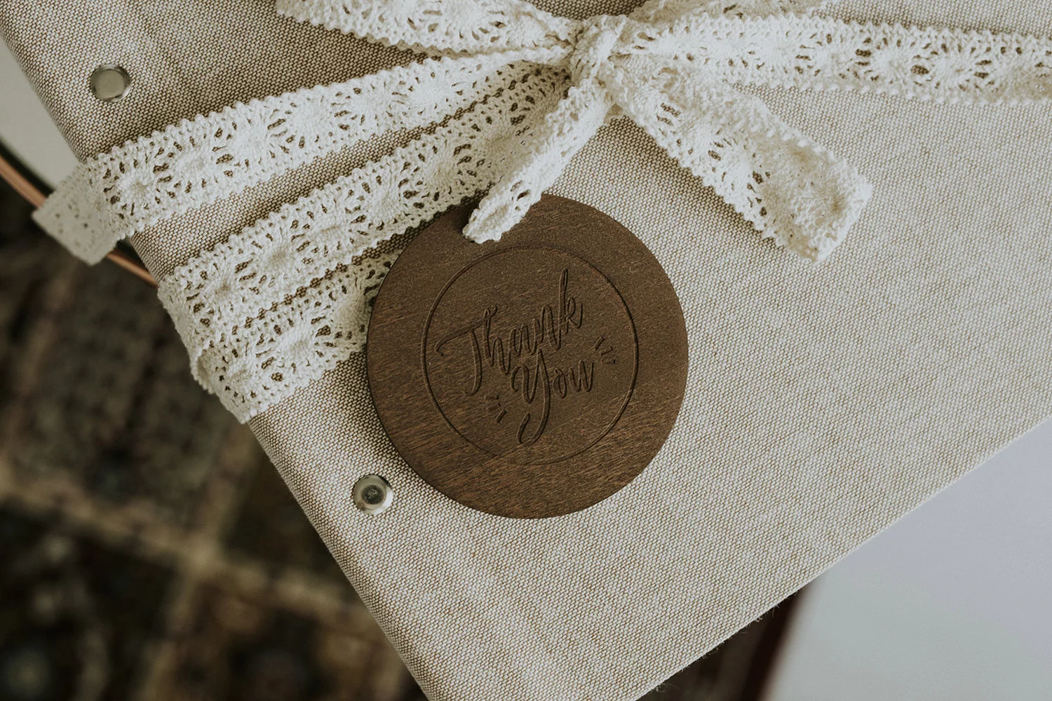 circular thank you card