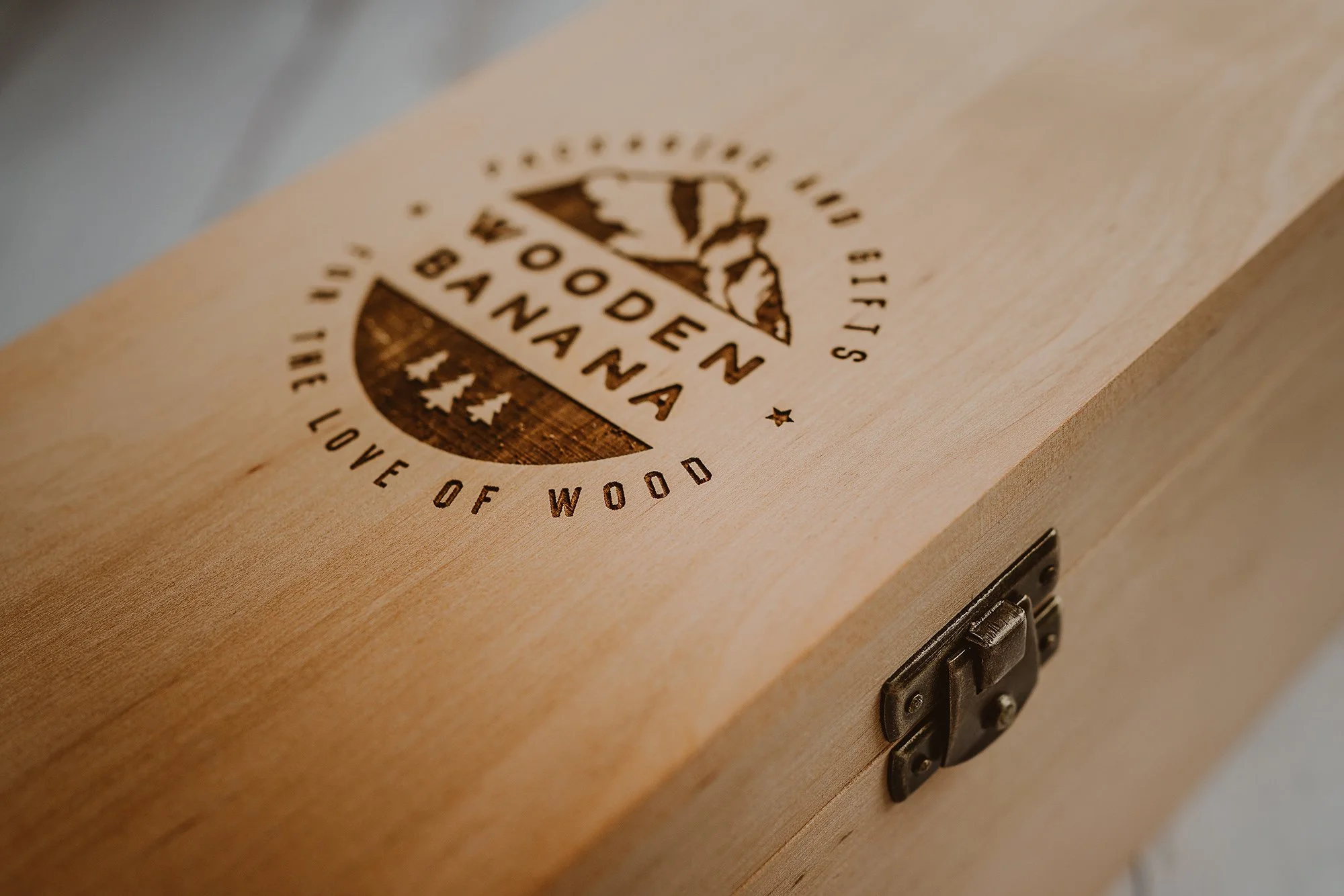 Personalised wine box 6